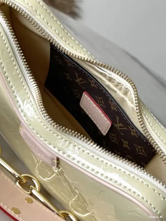 Croissant LOUIS PM VUITTON 0613